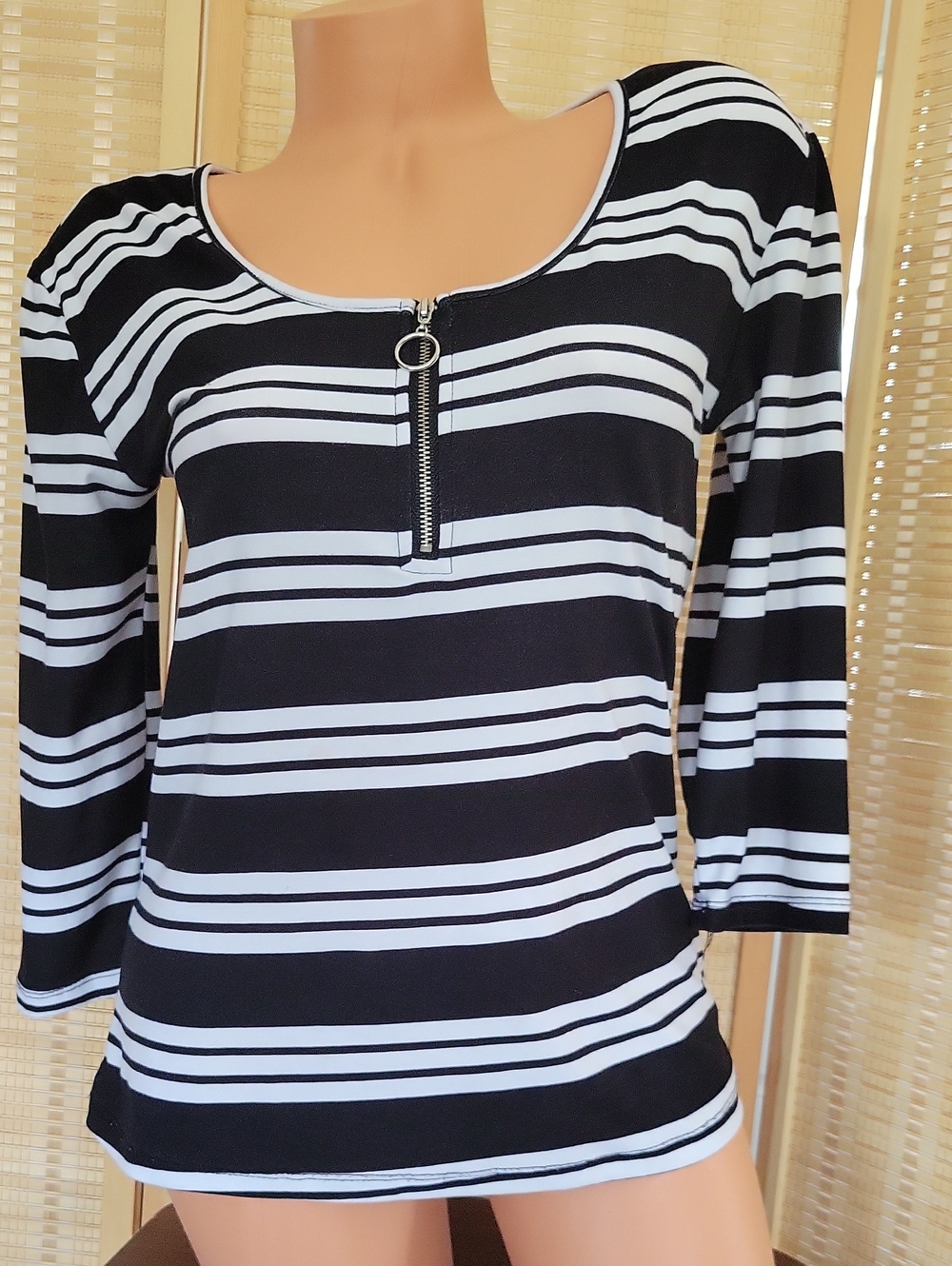Stella Tweed Black & White Striped Zip-Front 3/4-Sleeve Top
